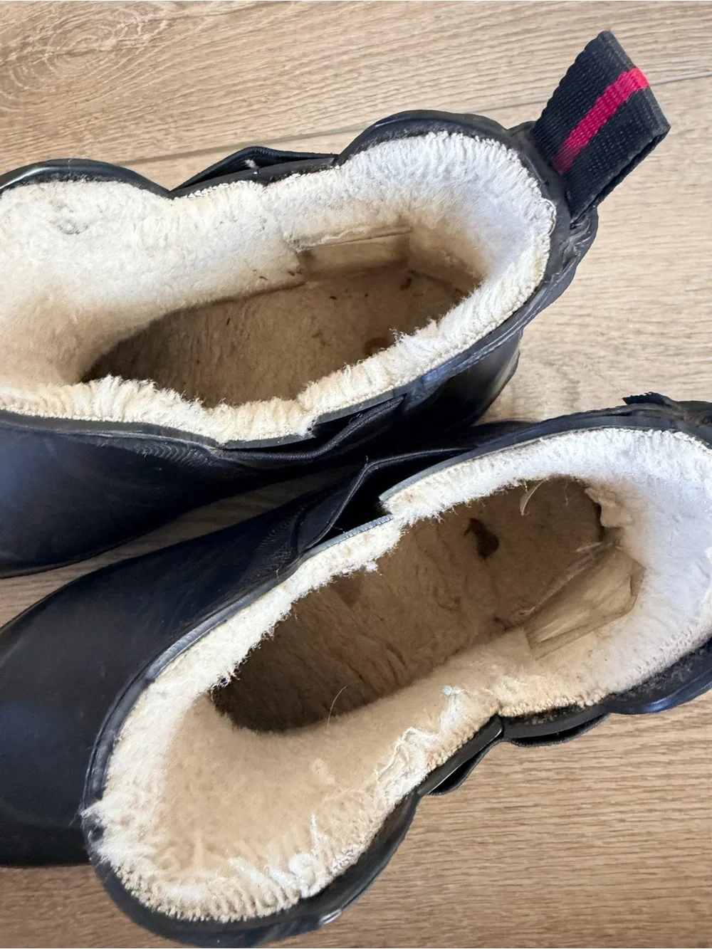 Tretorn Black Chelsea Waterproof Rain Boots with Fleece Lining